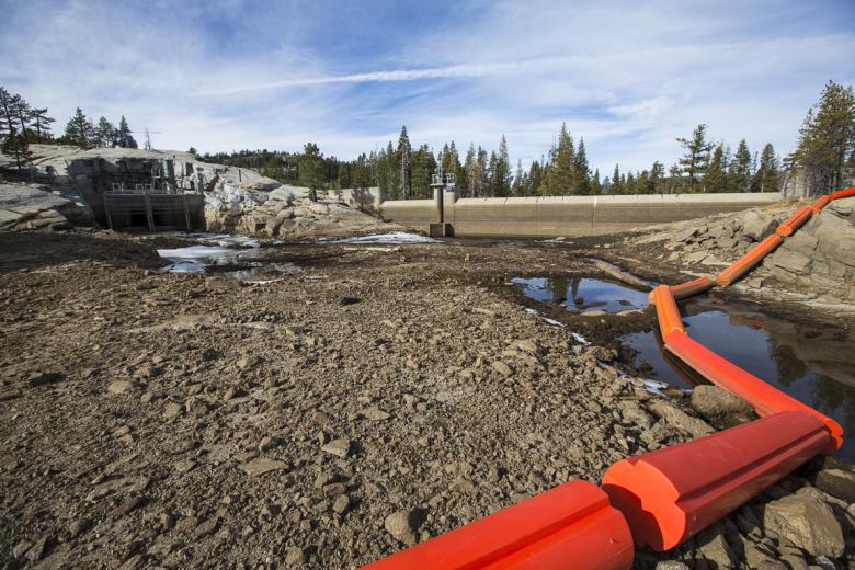 The intake to the Buck-Loon diversion tunnel. Water is diverted from Buck Island reservoir to Loon Lake via this tunnel. The intake to the Buck-Loon diversion tunnel. Water is diverted from Buck Island reservoir to Loon Lake via this tunnel.