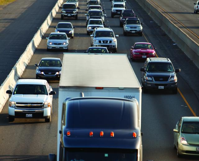 Interstate 80 through Roseville during rush hour