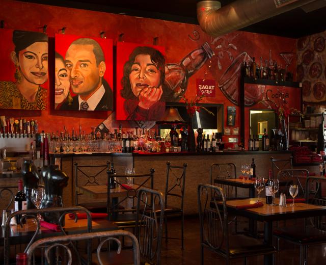 Todo un Poco co-owner Marie Mertz is an art lover and collector. All of the restaurant’s paintings are original works she commissioned. 