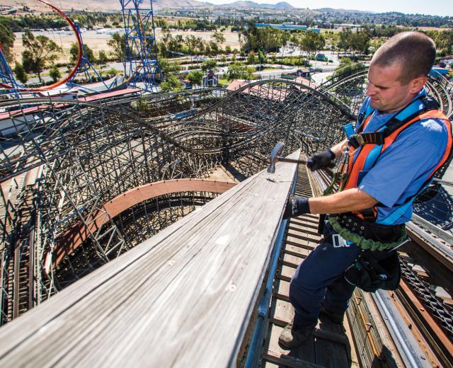 Photo by Ken James  (http://www.kjamesimages.com/)