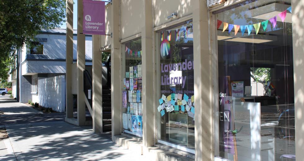 The front of the Lavender Library on 1414 21st Street. The library moved to this location in 2000. (Photo by Jacob Peterson)