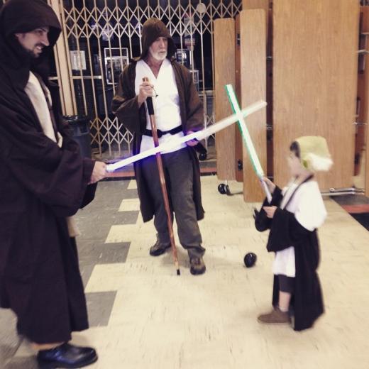 2nd place winners, 3 generations of Cosplayers! Geekery obviously runs in the family…
2nd place winners, 3 generations of Cosplayers! Geekery obviously runs in the family…