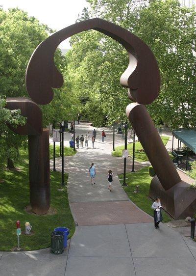 Indio Arch(photo courtesy of Sacramento Metropolitan Arts Commission) 