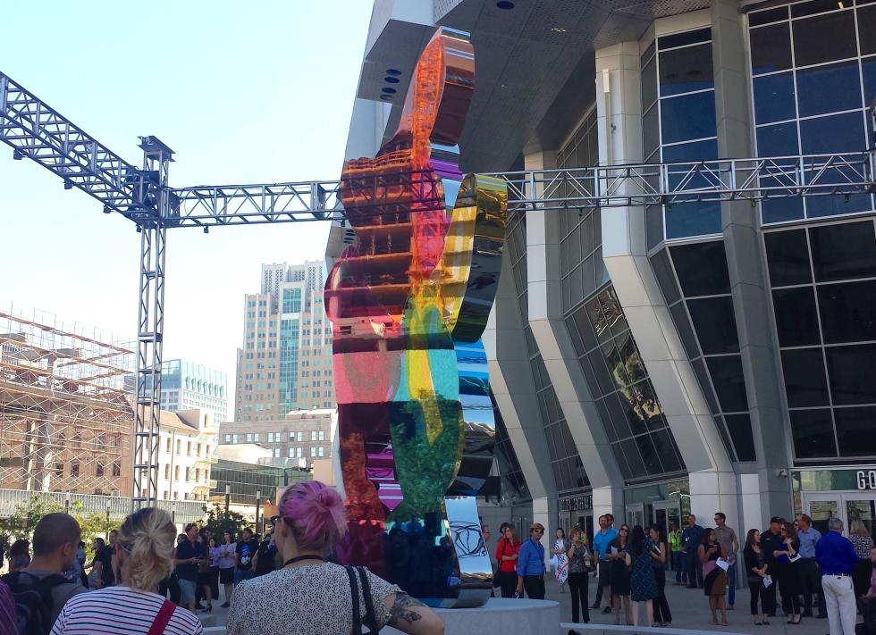 The Jeff Koons sculpture is unveiled at the Golden 1 Center.