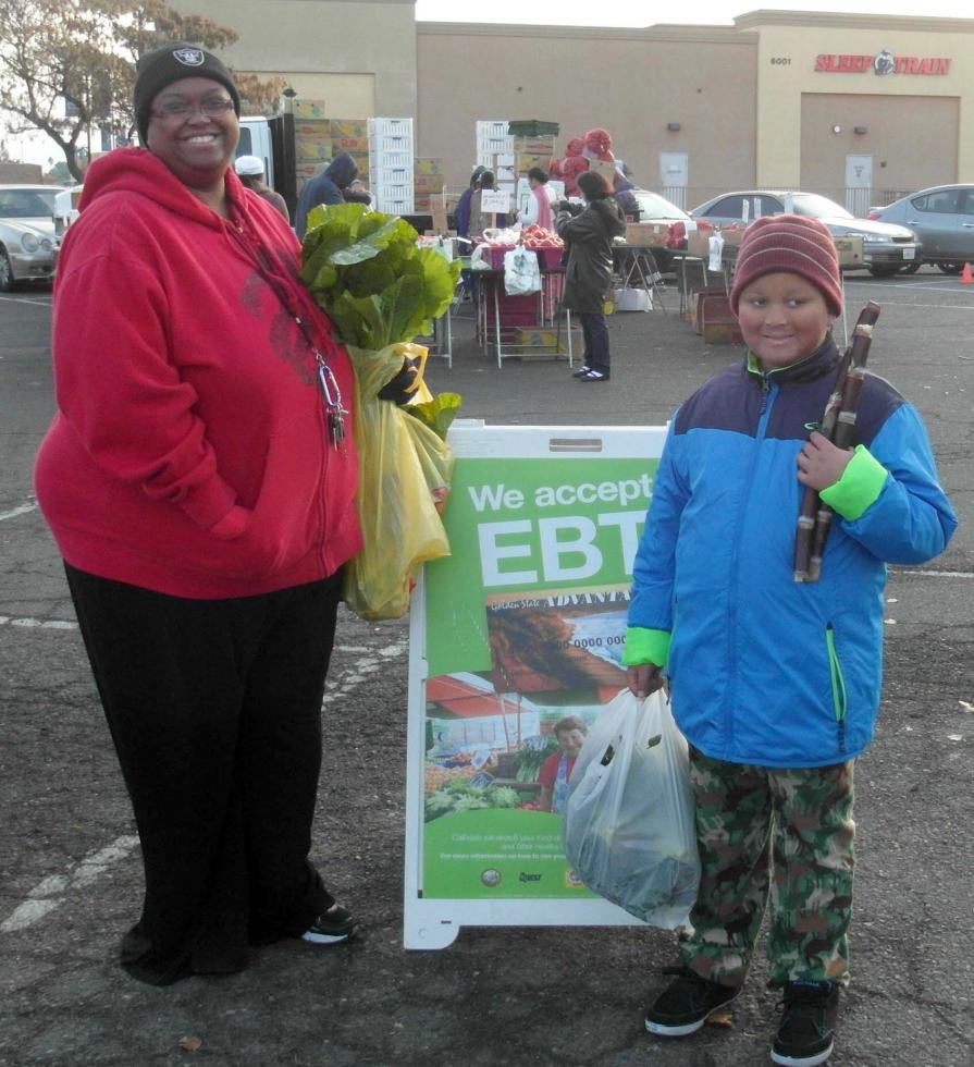 The farmers market on Florin Road accepts CalFresh and EBT

(photo courtesy of Alchemist CDC)