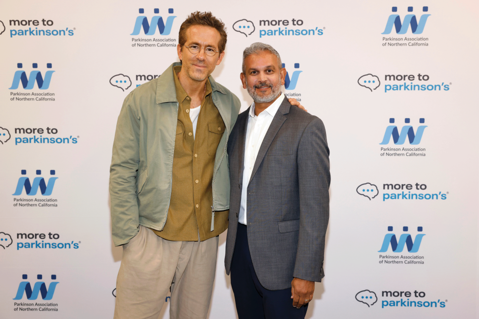 Actor Ryan Reynolds and Dr. Suketu Khandhar, a movement disorder specialist for Kaiser Permanente, at a national conference for the Parkinson Association of Northern California in Roseville in October. (Photo by Getty Images)