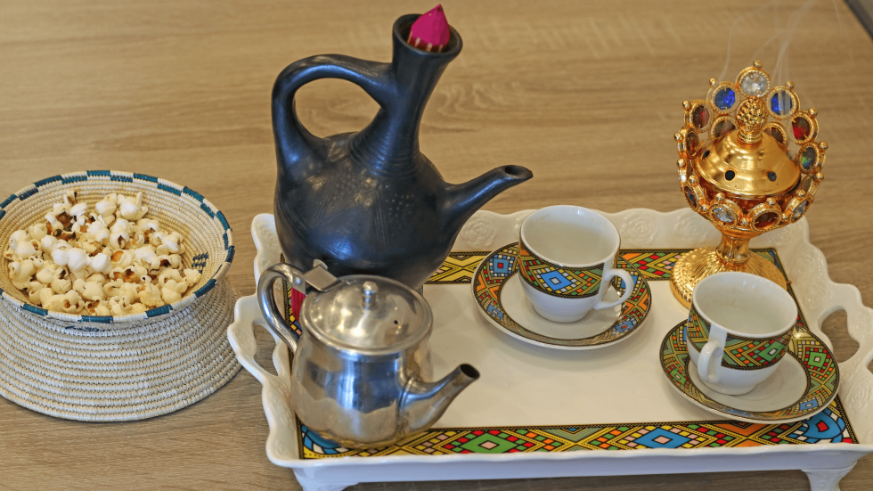 Neighborhood Favorite: Kind Bean Cafe and Ethiopian Cuisine - Vimarsana News