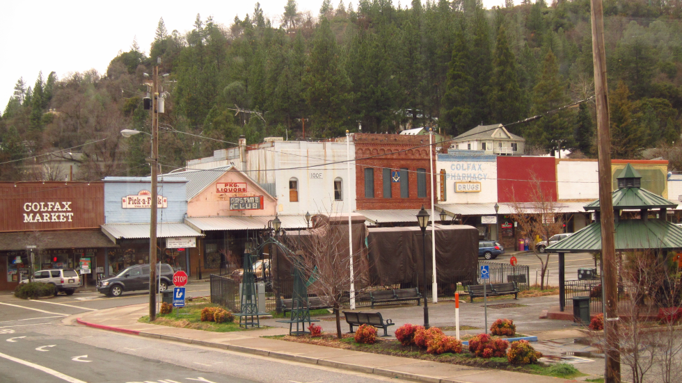 The town of Colfax is a scenic detour from I-80. (Photo by Egaowakaii via Wikimedia Commons, licensed under CC BY 3.0)