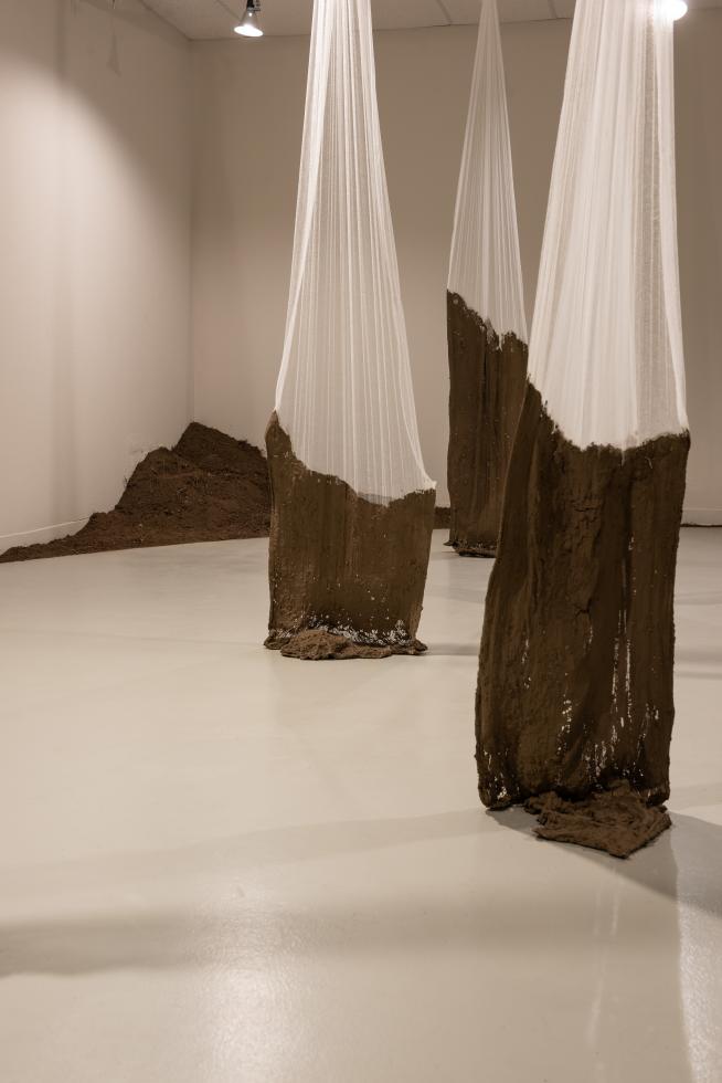 Connelly’s 2022 installation, Embodied Terrain, mapped the topography of Sacramento and surrounding regions at various elevation points. (Photo courtesy of Muzi Rowe)