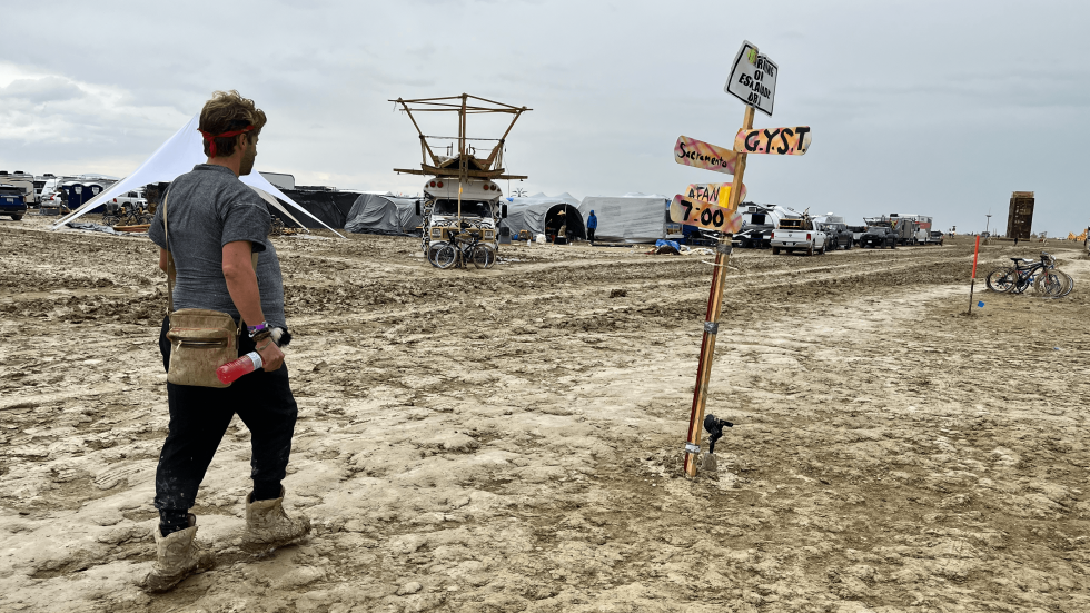 Mud, Music and the Man | Comstock's magazine