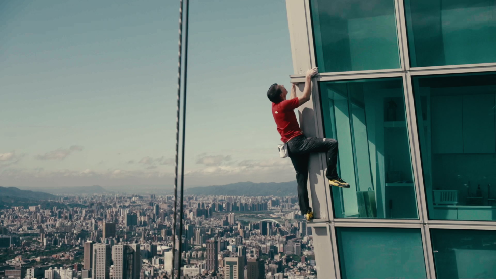 Honnold scaled Taipei 101 in January, an event broadcast live by Netflix that had anxious viewers around the world holding their breath. He took a selfie at the top. (Photo courtesy of Netflix)