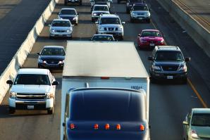 Interstate 80 through Roseville during rush hour