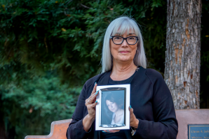 Diana Davis of Citrus Heights lost her 30-year-old daughter, Danielle, to a brain aneurysm. Danielle was an organ donor and her lungs, liver, pancreas and kidney were able to save the lives of others.
(Photos by Terence Duffy)