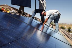 Yes! Construction Services Inc. installs solar panels on homes in Roseville. 